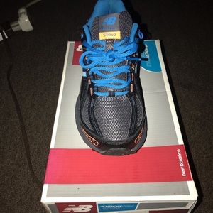 New balance shoes